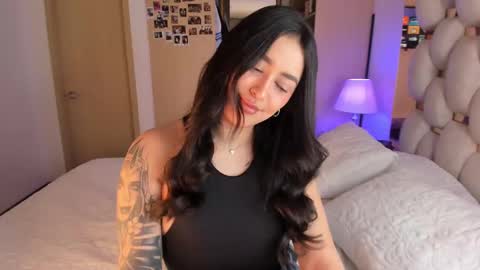 Snapshot of asshley__ chatting on 11, 2, 2025 Ashley online show from 11, 2, 2025