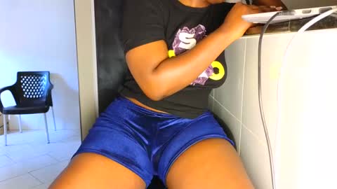 Snapshot of assiology11 chatting on 7, 2, 2025 Assiology online show from 7, 2, 2025