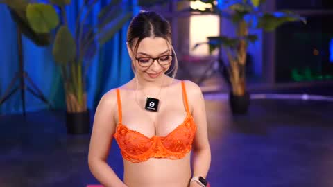 Snapshot of assmerising chatting on 2, 3, 2025 Starting 930 PM EU TIME online show from 2, 3, 2025