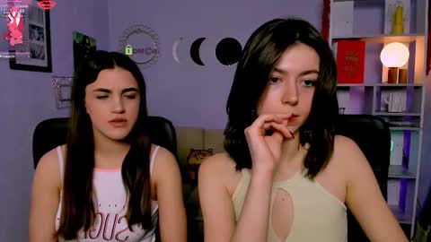 Snapshot of assole_meow chatting on 12, 1, 2026 Assole online show from 12, 1, 2026