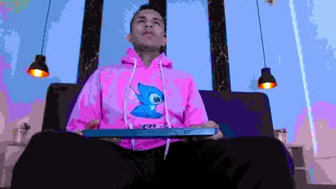 Aston  online show from 31, 3, 2026