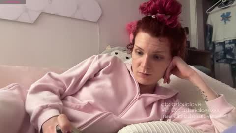 Snapshot of astorialove chatting on 14, 11, 2025 AstoriaLove online show from 14, 11, 2025