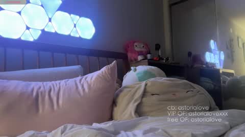 Snapshot of astorialove chatting on 1, 2, 2026 AstoriaLove online show from 1, 2, 2026