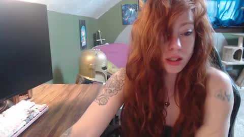 AstraeaSiren online show from 21, 2, 2025