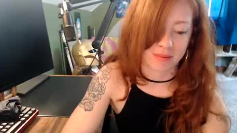 Snapshot of astraeasiren chatting on 8, 7, 2026 AstraeaSiren online show from 8, 7, 2026