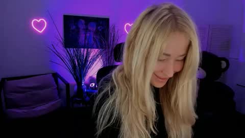 astramonroe online show from 3, 4, 2026