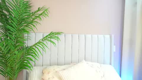 Astrea online show from 23, 2, 2025