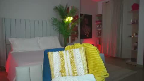 Astrea online show from 24, 9, 2025