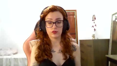 Astridbourbon online show from 24, 11, 2025