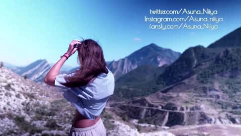 Asuna Niiya - online show from 2, 10, 2025