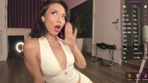 Snapshot of asuno_ chatting on 23, 9, 2025 Follow my TG Channel for 3 tokens only online show from 23, 9, 2025