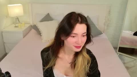 Asya online show from 14, 4, 2026