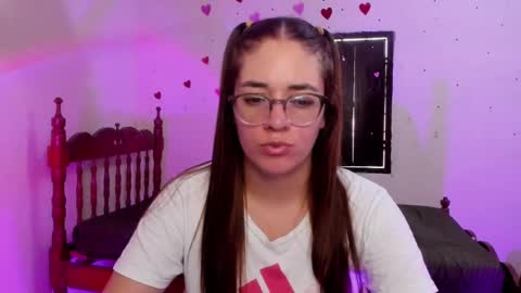 Snapshot of atenas__05 chatting on 11, 12, 2024 atenas online show from 11, 12, 2024