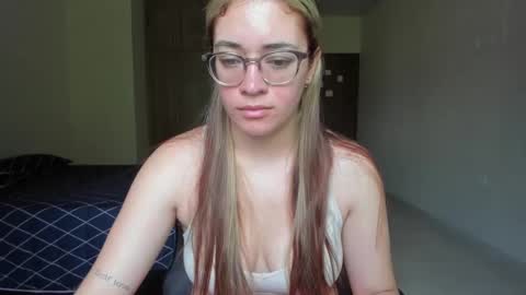 Snapshot of atenas__05 chatting on 16, 2, 2025 atenas online show from 16, 2, 2025