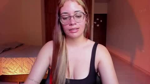Snapshot of atenas__05 chatting on 18, 2, 2025 atenas online show from 18, 2, 2025