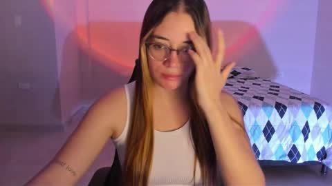 Snapshot of atenas__05 chatting on 20, 9, 2025 atenas online show from 20, 9, 2025