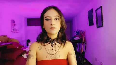 Snapshot of atenea_dragon__ chatting on 5, 1, 2026 Atenea online show from 5, 1, 2026