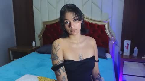 Snapshot of atenea_sky_ chatting on 23, 10, 2025 Athenea sky  online show from 23, 10, 2025