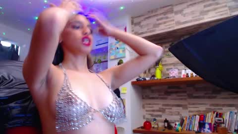 Atenea online show from 25, 2, 2025
