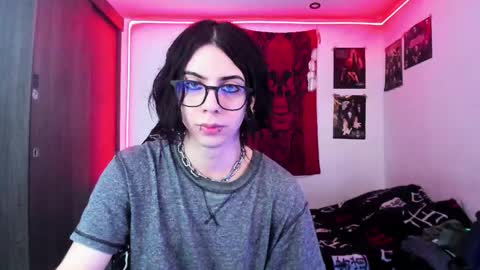 athenauwu online show from 13, 9, 2025