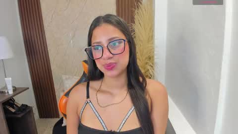 Atiena online show from 26, 5, 2026