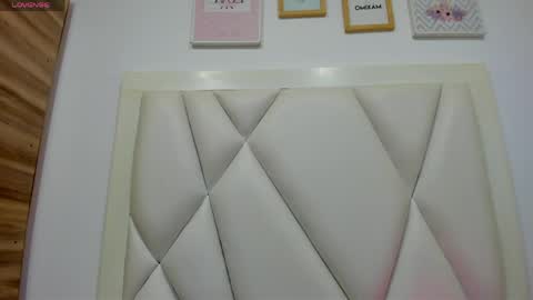 Atilana Diaz online show from 15, 4, 2026