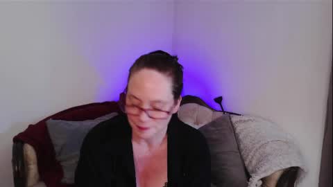 Snapshot of aubreeskinkyplayroom chatting on 2, 6, 2026 Aubree Shae online show from 2, 6, 2026