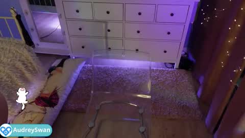 Mary online show from 27, 11, 2025