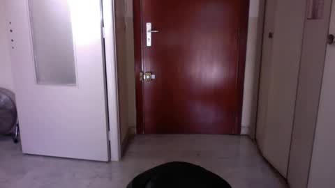 auguste688483 online show from 18, 2, 2026