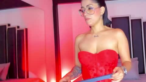 aura_baker online show from 11, 7, 2026