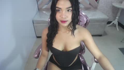 Aura online show from 9, 4, 2026