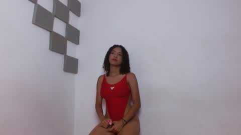 Snapshot of aura_deep_hot chatting on 19, 9, 2025 Aura online show from 19, 9, 2025