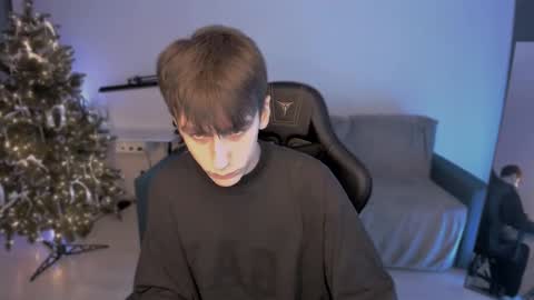 Snapshot of auracrye chatting on 30, 12, 2024 auracrye online show from 30, 12, 2024