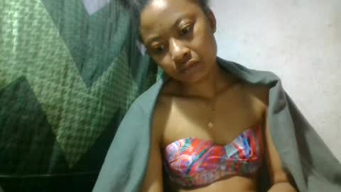 Snapshot of aurelie08 chatting on 22, 6, 2026 aurelie08 online show from 22, 6, 2026