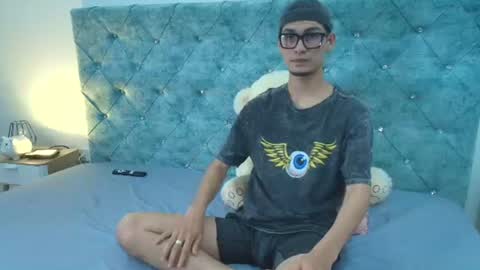 Snapshot of auren_nova chatting on 15, 7, 2026 auren_nova online show from 15, 7, 2026