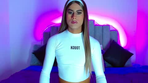 Snapshot of aurimelvalentina chatting on 19, 1, 2026 aurimel valentina online show from 19, 1, 2026