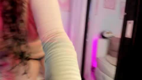 Snapshot of aurora_aaa chatting on 23, 10, 2025 Aurora online show from 23, 10, 2025