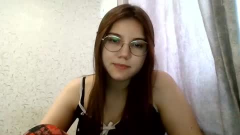 Snapshot of aurora_breeze chatting on 1, 7, 2026 Kiara Xanthe online show from 1, 7, 2026