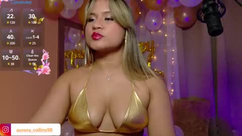aurora_collins08 online show from 7, 3, 2025