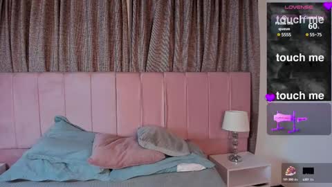 aurora_divine online show from 28, 2, 2025