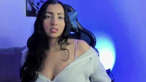 aurora_rainbow online show from 8, 10, 2025