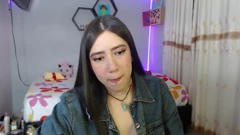 Snapshot of aurora_shy_ chatting on 22, 1, 2025 Aurora online show from 22, 1, 2025