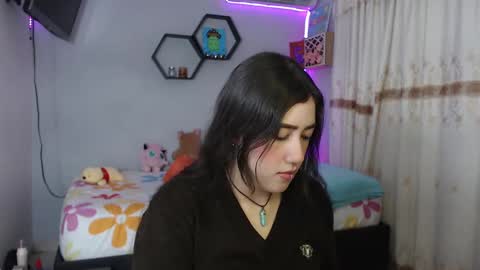 Snapshot of aurora_shy_ chatting on 18, 2, 2025 Aurora online show from 18, 2, 2025