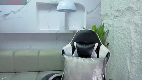 Snapshot of aurora_tp chatting on 10, 2, 2026 AURORA online show from 10, 2, 2026