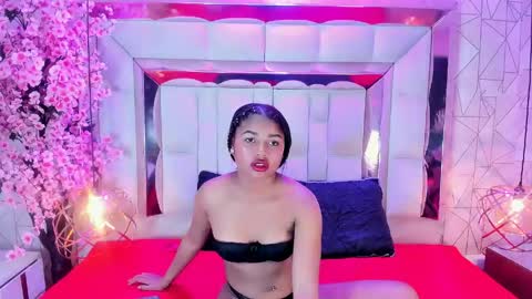 Aurora Vale online show from 29, 5, 2026