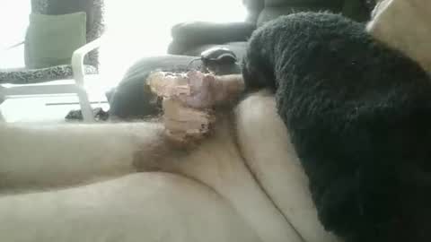 Snapshot of aussiehornybloke chatting on 28, 11, 2025 aussiehornybloke online show from 28, 11, 2025