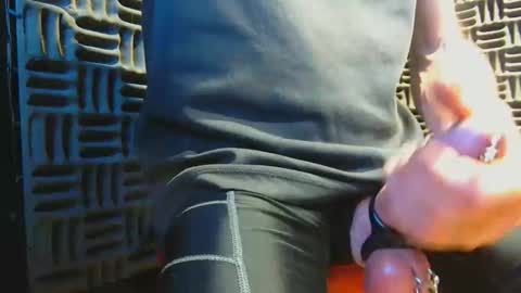 aussieraz online show from 9, 4, 2026