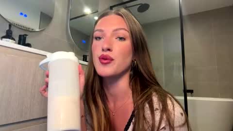 Snapshot of aussierubyrose chatting on 28, 3, 2026 Ruby online show from 28, 3, 2026