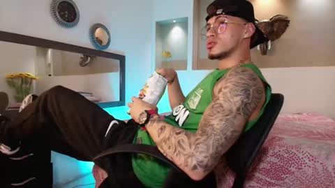 Snapshot of austin_collinss chatting on 11, 1, 2025 AUSTIN online show from 11, 1, 2025