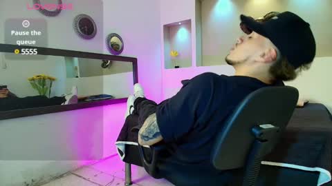 Snapshot of austin_collinss chatting on 19, 1, 2025 AUSTIN online show from 19, 1, 2025